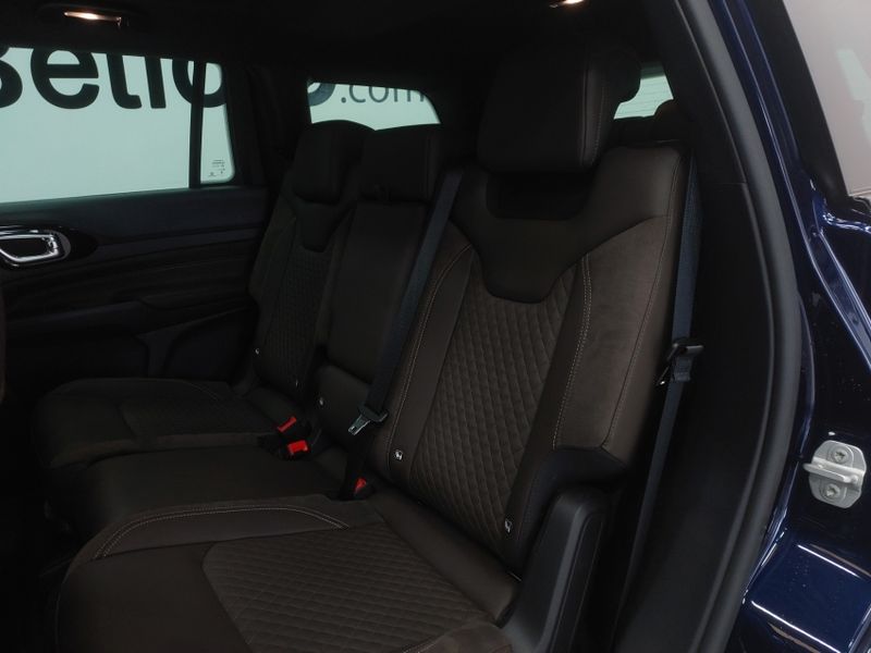 JEEP COMMANDER 2.2 TURBO DIESEL OVERLAND AT9 2025/2026 BETIOLO NOVOS E SEMINOVOS LAJEADO / Carros no Vale