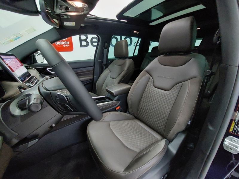 JEEP COMMANDER 2.2 TURBO DIESEL OVERLAND AT9 2025/2026 BETIOLO NOVOS E SEMINOVOS LAJEADO / Carros no Vale