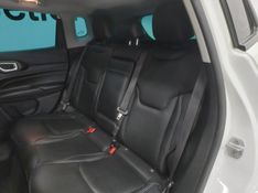 JEEP COMPASS 1.3 T270 TURBO FLEX LONGITUDE AT6 2023/2024 BETIOLO NOVOS E SEMINOVOS LAJEADO / Carros no Vale