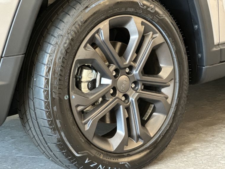 JEEP COMPASS 1.3 T270 TURBO FLEX LONGITUDE AT6 2026/2026 BETIOLO NOVOS E SEMINOVOS LAJEADO / Carros no Vale JEEP COMPASS 1.3 T270 TURBO FLEX LONGITUDE AT6 2026/2026 BETIOLO NOVOS E SEMINOVOS LAJEADO / Carros no Vale
