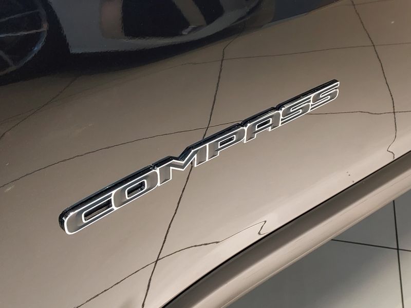 JEEP COMPASS 1.3 T270 TURBO FLEX LONGITUDE AT6 2024/2025 BETIOLO NOVOS E SEMINOVOS LAJEADO / Carros no Vale JEEP COMPASS 1.3 T270 TURBO FLEX LONGITUDE AT6 2024/2025 BETIOLO NOVOS E SEMINOVOS LAJEADO / Carros no Vale