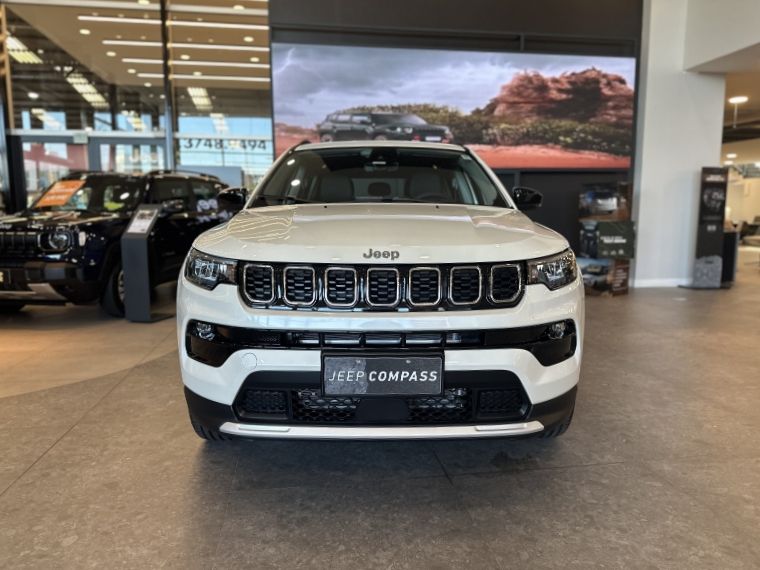 JEEP COMPASS 1.3 T270 TURBO FLEX LONGITUDE AT6 2026/2026 BETIOLO NOVOS E SEMINOVOS LAJEADO / Carros no Vale JEEP COMPASS 1.3 T270 TURBO FLEX LONGITUDE AT6 2026/2026 BETIOLO NOVOS E SEMINOVOS LAJEADO / Carros no Vale