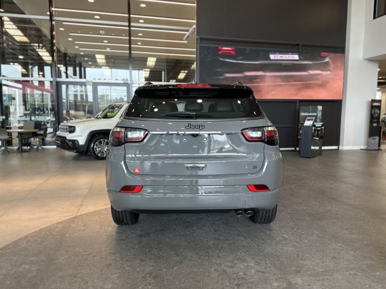 JEEP COMPASS 1.3 T270 TURBO FLEX S AT6 2025/2026 BETIOLO NOVOS E SEMINOVOS LAJEADO / Carros no Vale