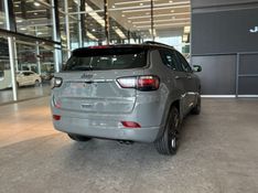 JEEP COMPASS 1.3 T270 TURBO FLEX S AT6 2025/2026 BETIOLO NOVOS E SEMINOVOS LAJEADO / Carros no Vale