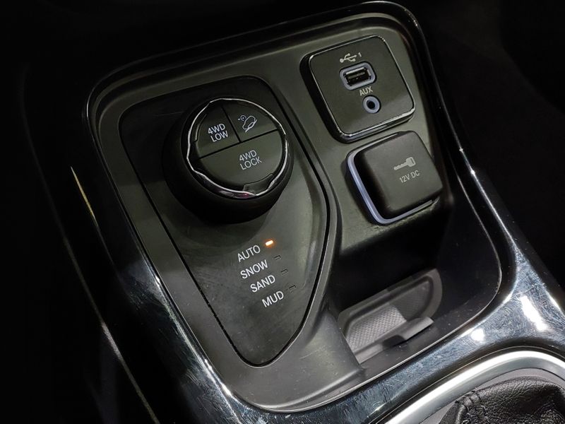 JEEP COMPASS 2.0 16V DIESEL LIMITED 4X4 AUTOMÁTICO 2020/2020 BETIOLO NOVOS E SEMINOVOS LAJEADO / Carros no Vale JEEP COMPASS 2.0 16V DIESEL LIMITED 4X4 AUTOMÁTICO 2020/2020 BETIOLO NOVOS E SEMINOVOS LAJEADO / Carros no Vale