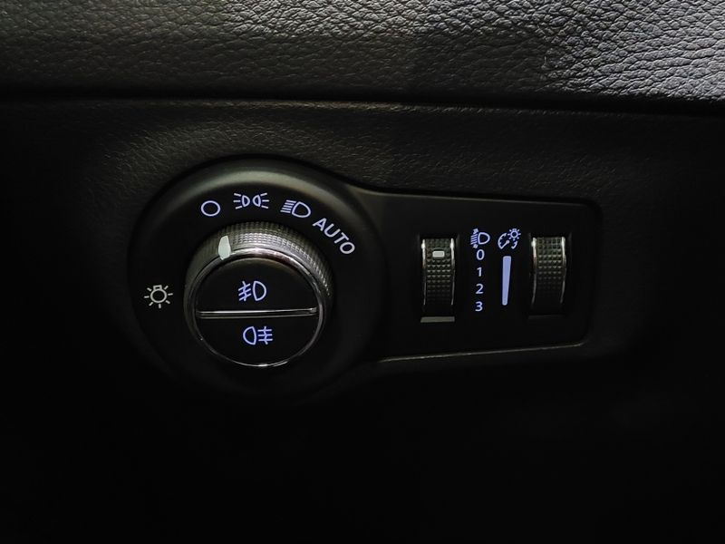 JEEP COMPASS 2.0 16V DIESEL LIMITED 4X4 AUTOMÁTICO 2020/2020 BETIOLO NOVOS E SEMINOVOS LAJEADO / Carros no Vale JEEP COMPASS 2.0 16V DIESEL LIMITED 4X4 AUTOMÁTICO 2020/2020 BETIOLO NOVOS E SEMINOVOS LAJEADO / Carros no Vale
