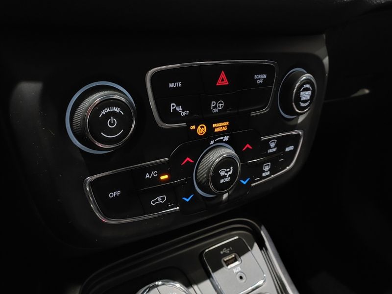 JEEP COMPASS 2.0 16V DIESEL LONGITUDE 4X4 AUTOMÁTICO 2020/2021 BETIOLO NOVOS E SEMINOVOS LAJEADO / Carros no Vale JEEP COMPASS 2.0 16V DIESEL LONGITUDE 4X4 AUTOMÁTICO 2020/2021 BETIOLO NOVOS E SEMINOVOS LAJEADO / Carros no Vale