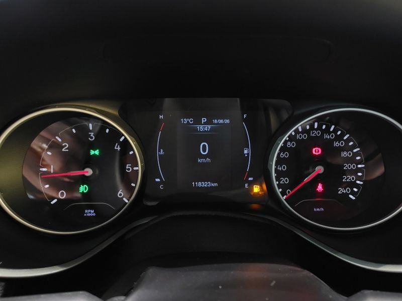 JEEP COMPASS 2.0 16V DIESEL LONGITUDE 4X4 AUTOMÁTICO 2018/2018 BETIOLO NOVOS E SEMINOVOS LAJEADO / Carros no Vale JEEP COMPASS 2.0 16V DIESEL LONGITUDE 4X4 AUTOMÁTICO 2018/2018 BETIOLO NOVOS E SEMINOVOS LAJEADO / Carros no Vale