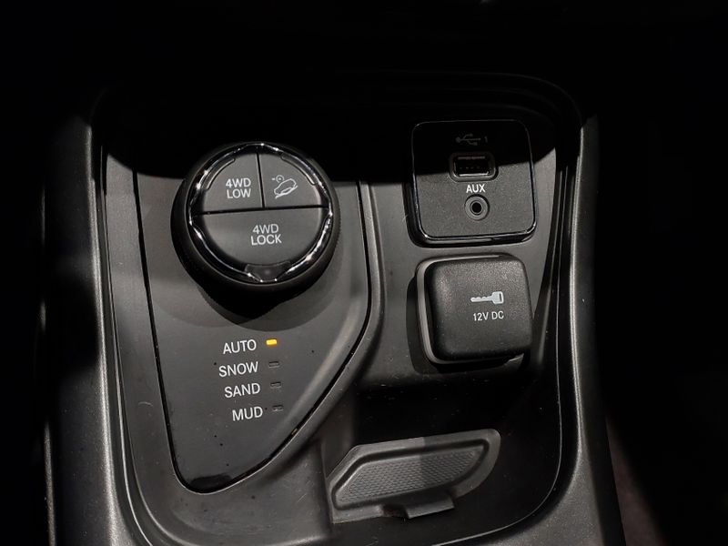 JEEP COMPASS 2.0 16V DIESEL LONGITUDE 4X4 AUTOMÁTICO 2020/2021 BETIOLO NOVOS E SEMINOVOS LAJEADO / Carros no Vale JEEP COMPASS 2.0 16V DIESEL LONGITUDE 4X4 AUTOMÁTICO 2020/2021 BETIOLO NOVOS E SEMINOVOS LAJEADO / Carros no Vale