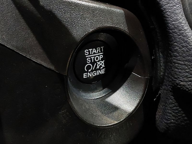 JEEP COMPASS 2.0 16V DIESEL LONGITUDE 4X4 AUTOMÁTICO 2020/2021 BETIOLO NOVOS E SEMINOVOS LAJEADO / Carros no Vale JEEP COMPASS 2.0 16V DIESEL LONGITUDE 4X4 AUTOMÁTICO 2020/2021 BETIOLO NOVOS E SEMINOVOS LAJEADO / Carros no Vale