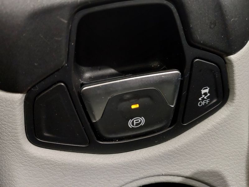 JEEP COMPASS 2.0 16V DIESEL LONGITUDE 4X4 AUTOMÁTICO 2018/2018 BETIOLO NOVOS E SEMINOVOS LAJEADO / Carros no Vale JEEP COMPASS 2.0 16V DIESEL LONGITUDE 4X4 AUTOMÁTICO 2018/2018 BETIOLO NOVOS E SEMINOVOS LAJEADO / Carros no Vale