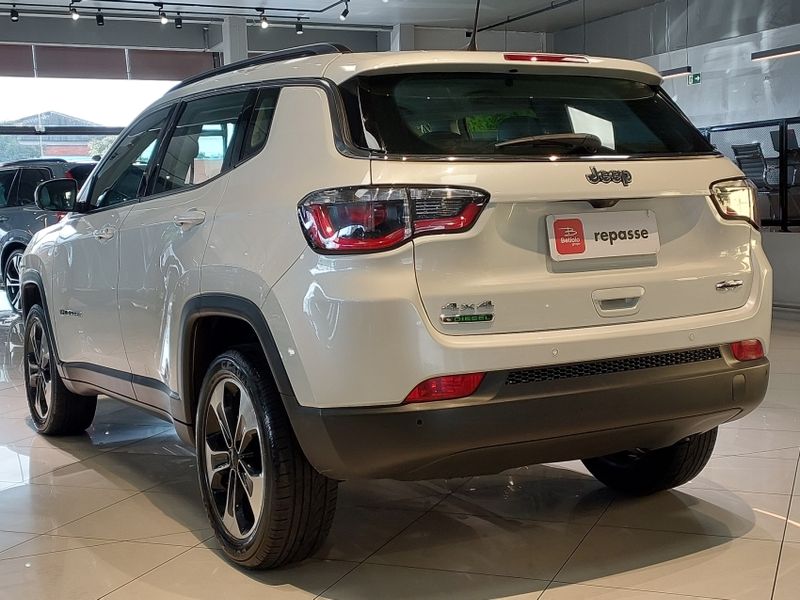 JEEP COMPASS 2.0 16V DIESEL LONGITUDE 4X4 AUTOMÁTICO 2018/2018 BETIOLO NOVOS E SEMINOVOS LAJEADO / Carros no Vale JEEP COMPASS 2.0 16V DIESEL LONGITUDE 4X4 AUTOMÁTICO 2018/2018 BETIOLO NOVOS E SEMINOVOS LAJEADO / Carros no Vale