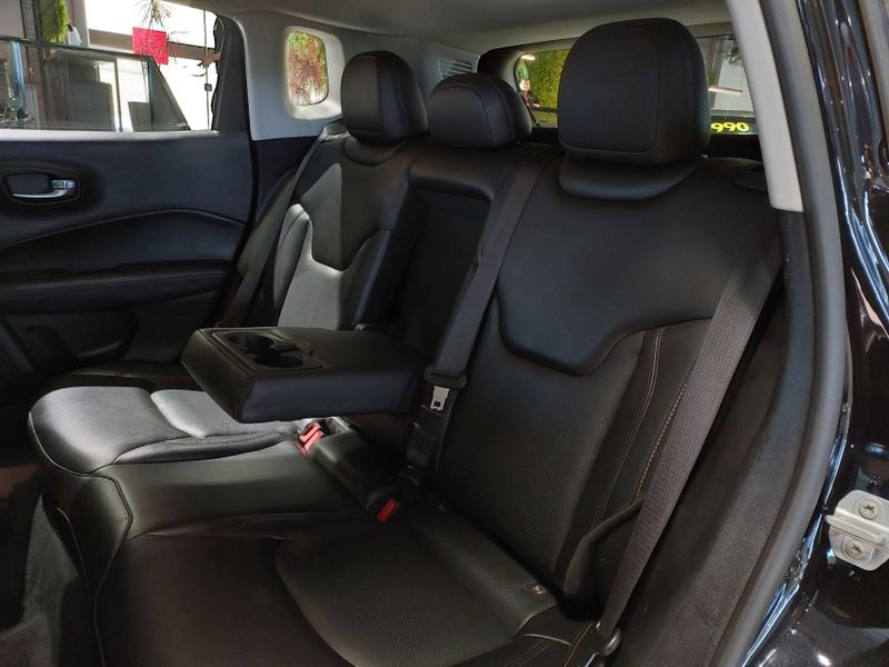 JEEP COMPASS 2.0 16V DIESEL LONGITUDE 4X4 AUTOMÁTICO 2020/2021 BETIOLO NOVOS E SEMINOVOS LAJEADO / Carros no Vale JEEP COMPASS 2.0 16V DIESEL LONGITUDE 4X4 AUTOMÁTICO 2020/2021 BETIOLO NOVOS E SEMINOVOS LAJEADO / Carros no Vale