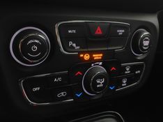 JEEP COMPASS 2.0 16V FLEX LIMITED AUTOMÁTICO 2017/2017 BETIOLO NOVOS E SEMINOVOS LAJEADO / Carros no Vale