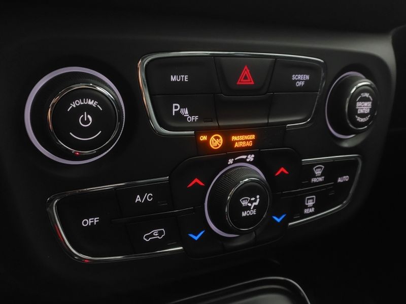 JEEP COMPASS 2.0 16V FLEX LIMITED AUTOMÁTICO 2017/2017 BETIOLO NOVOS E SEMINOVOS LAJEADO / Carros no Vale JEEP COMPASS 2.0 16V FLEX LIMITED AUTOMÁTICO 2017/2017 BETIOLO NOVOS E SEMINOVOS LAJEADO / Carros no Vale