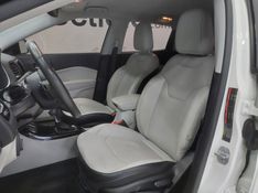 JEEP COMPASS 2.0 16V FLEX LIMITED AUTOMÁTICO 2018/2018 BETIOLO NOVOS E SEMINOVOS LAJEADO / Carros no Vale