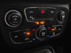 JEEP COMPASS 2.0 16V FLEX LONGITUDE AUTOMÁTICO 2020/2020 BETIOLO NOVOS E SEMINOVOS LAJEADO / Carros no Vale