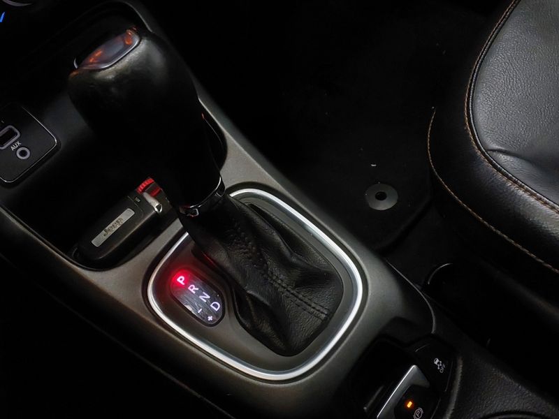 JEEP COMPASS 2.0 16V FLEX LONGITUDE AUTOMÁTICO 2020/2020 BETIOLO NOVOS E SEMINOVOS LAJEADO / Carros no Vale JEEP COMPASS 2.0 16V FLEX LONGITUDE AUTOMÁTICO 2020/2020 BETIOLO NOVOS E SEMINOVOS LAJEADO / Carros no Vale