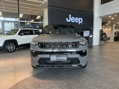 JEEP COMPASS 2.0 HURRICANE 4 TURBO GASOLINA BLACKHAWK AT9 2025/2026 BETIOLO NOVOS E SEMINOVOS LAJEADO / Carros no Vale