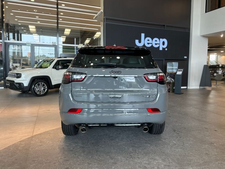 JEEP COMPASS 2.0 HURRICANE 4 TURBO GASOLINA BLACKHAWK AT9 2025/2026 BETIOLO NOVOS E SEMINOVOS LAJEADO / Carros no Vale JEEP COMPASS 2.0 HURRICANE 4 TURBO GASOLINA BLACKHAWK AT9 2025/2026 BETIOLO NOVOS E SEMINOVOS LAJEADO / Carros no Vale