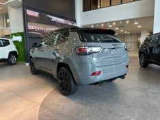 JEEP COMPASS 2.0 HURRICANE 4 TURBO GASOLINA BLACKHAWK AT9 2025/2026 BETIOLO NOVOS E SEMINOVOS LAJEADO / Carros no Vale