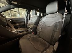 JEEP COMPASS 2.0 HURRICANE 4 TURBO GASOLINA BLACKHAWK AT9 2025/2026 BETIOLO NOVOS E SEMINOVOS LAJEADO / Carros no Vale