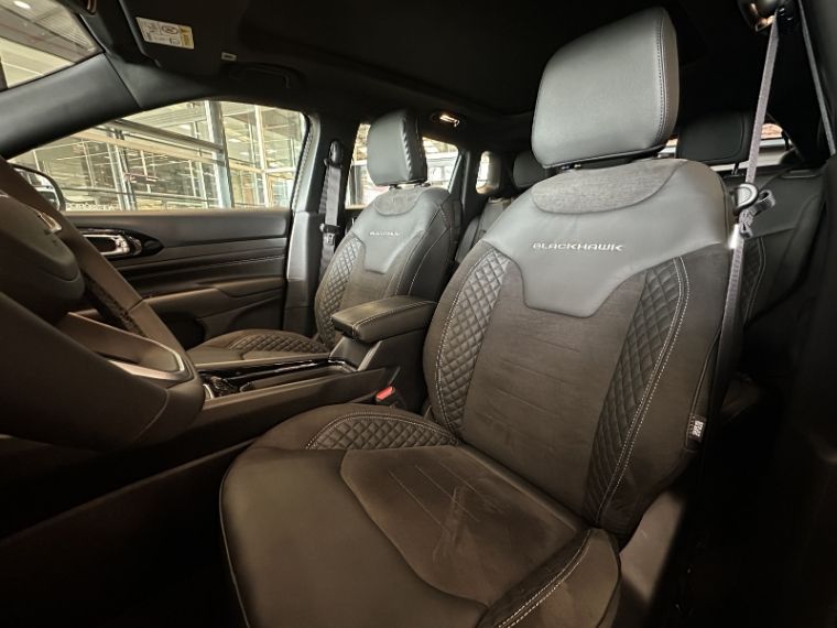 JEEP COMPASS 2.0 HURRICANE 4 TURBO GASOLINA BLACKHAWK AT9 2025/2026 BETIOLO NOVOS E SEMINOVOS LAJEADO / Carros no Vale JEEP COMPASS 2.0 HURRICANE 4 TURBO GASOLINA BLACKHAWK AT9 2025/2026 BETIOLO NOVOS E SEMINOVOS LAJEADO / Carros no Vale