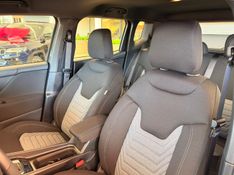 JEEP RENEGADE 1.3 T270 TURBO FLEX ALTITUDE AT6 2026/2027 BETIOLO NOVOS E SEMINOVOS LAJEADO / Carros no Vale