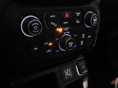 JEEP RENEGADE 1.3 T270 TURBO FLEX LONGITUDE AT6 2022/2023 BETIOLO NOVOS E SEMINOVOS LAJEADO / Carros no Vale