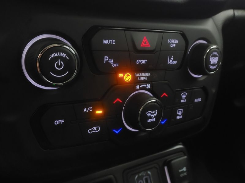 JEEP RENEGADE 1.3 T270 TURBO FLEX LONGITUDE AT6 2024/2024 BETIOLO NOVOS E SEMINOVOS LAJEADO / Carros no Vale JEEP RENEGADE 1.3 T270 TURBO FLEX LONGITUDE AT6 2024/2024 BETIOLO NOVOS E SEMINOVOS LAJEADO / Carros no Vale