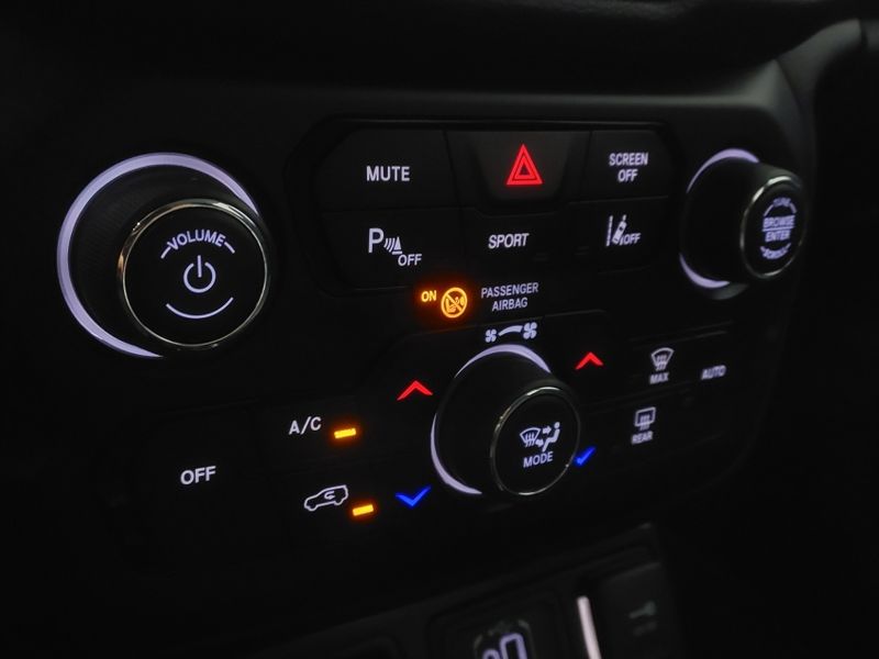 JEEP RENEGADE 1.3 T270 TURBO FLEX LONGITUDE AT6 2022/2023 BETIOLO NOVOS E SEMINOVOS LAJEADO / Carros no Vale JEEP RENEGADE 1.3 T270 TURBO FLEX LONGITUDE AT6 2022/2023 BETIOLO NOVOS E SEMINOVOS LAJEADO / Carros no Vale