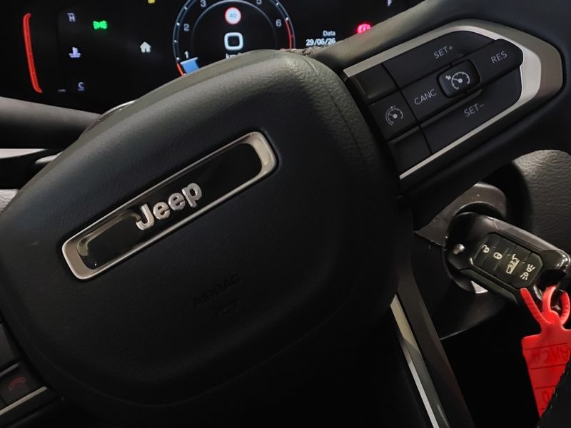 JEEP RENEGADE 1.3 T270 TURBO FLEX LONGITUDE AT6 2024/2025 BETIOLO NOVOS E SEMINOVOS LAJEADO / Carros no Vale