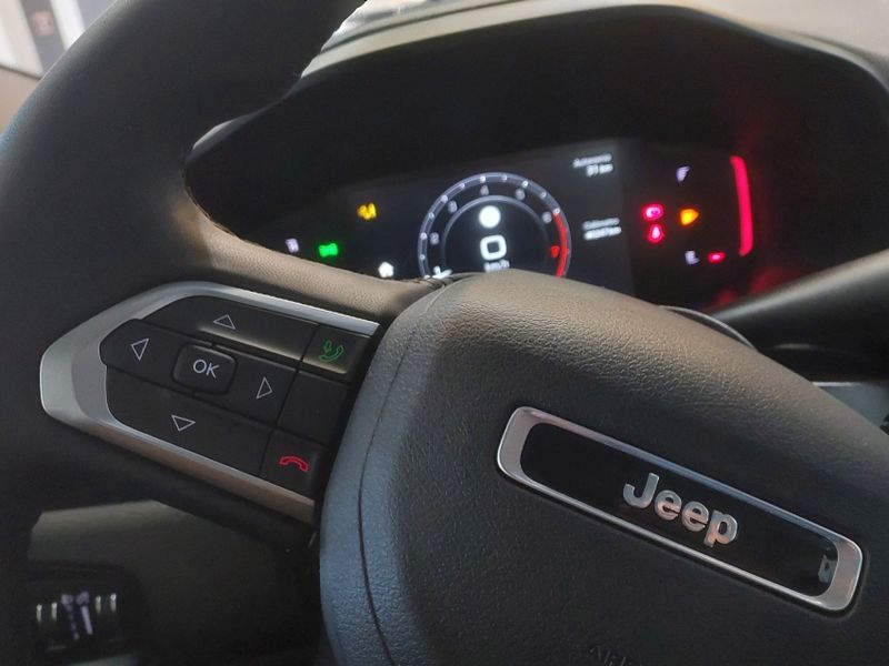 JEEP RENEGADE 1.3 T270 TURBO FLEX LONGITUDE AT6 2025/2025 BETIOLO NOVOS E SEMINOVOS LAJEADO / Carros no Vale