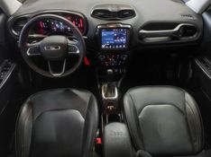 JEEP RENEGADE 1.3 T270 TURBO FLEX LONGITUDE AT6 2022/2023 BETIOLO NOVOS E SEMINOVOS LAJEADO / Carros no Vale