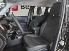 JEEP RENEGADE 1.3 T270 TURBO FLEX LONGITUDE AT6 2024/2025 BETIOLO NOVOS E SEMINOVOS LAJEADO / Carros no Vale