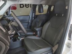 JEEP RENEGADE 1.3 T270 TURBO FLEX LONGITUDE AT6 2024/2025 BETIOLO NOVOS E SEMINOVOS LAJEADO / Carros no Vale
