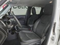 JEEP RENEGADE 1.3 T270 TURBO FLEX LONGITUDE AT6 2023/2024 BETIOLO NOVOS E SEMINOVOS LAJEADO / Carros no Vale