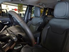 JEEP RENEGADE 1.3 T270 TURBO FLEX LONGITUDE AT6 2024/2024 BETIOLO NOVOS E SEMINOVOS LAJEADO / Carros no Vale