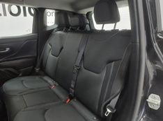 JEEP RENEGADE 1.3 T270 TURBO FLEX LONGITUDE AT6 2024/2024 BETIOLO NOVOS E SEMINOVOS LAJEADO / Carros no Vale