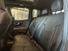JEEP RENEGADE 1.3 T270 TURBO FLEX SAHARA MHEV AT6 2026/2027 BETIOLO NOVOS E SEMINOVOS LAJEADO / Carros no Vale