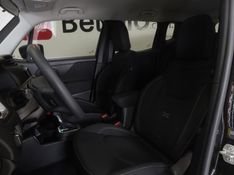 JEEP RENEGADE 1.3 T270 TURBO FLEX SPORT ALTITUDE AT6 2024/2025 BETIOLO NOVOS E SEMINOVOS LAJEADO / Carros no Vale