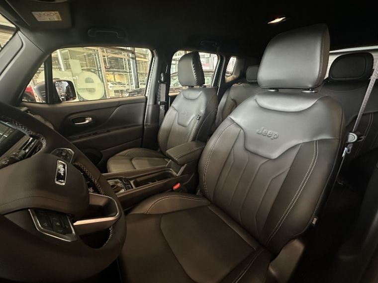 JEEP RENEGADE 1.3 T270 TURBO MHEV LONGITUDE AT6 2026/2027 BETIOLO NOVOS E SEMINOVOS LAJEADO / Carros no Vale JEEP RENEGADE 1.3 T270 TURBO MHEV LONGITUDE AT6 2026/2027 BETIOLO NOVOS E SEMINOVOS LAJEADO / Carros no Vale