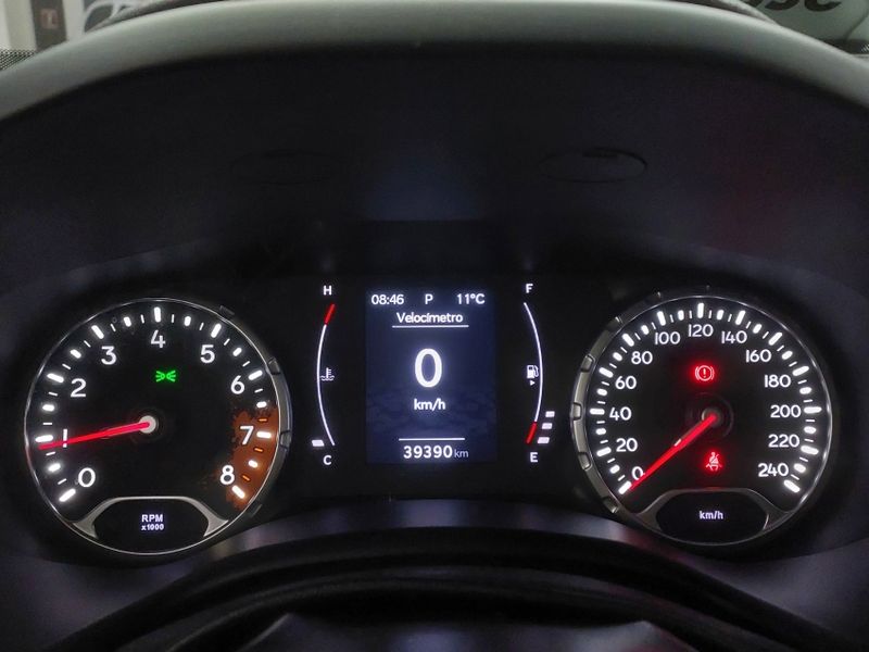JEEP RENEGADE 1.8 16V FLEX LONGITUDE 4P AUTOMÁTICO 2021/2021 BETIOLO NOVOS E SEMINOVOS LAJEADO / Carros no Vale JEEP RENEGADE 1.8 16V FLEX LONGITUDE 4P AUTOMÁTICO 2021/2021 BETIOLO NOVOS E SEMINOVOS LAJEADO / Carros no Vale