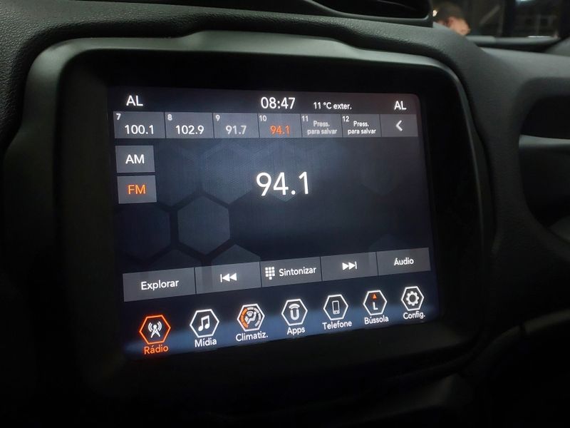 JEEP RENEGADE 1.8 16V FLEX LONGITUDE 4P AUTOMÁTICO 2021/2021 BETIOLO NOVOS E SEMINOVOS LAJEADO / Carros no Vale JEEP RENEGADE 1.8 16V FLEX LONGITUDE 4P AUTOMÁTICO 2021/2021 BETIOLO NOVOS E SEMINOVOS LAJEADO / Carros no Vale