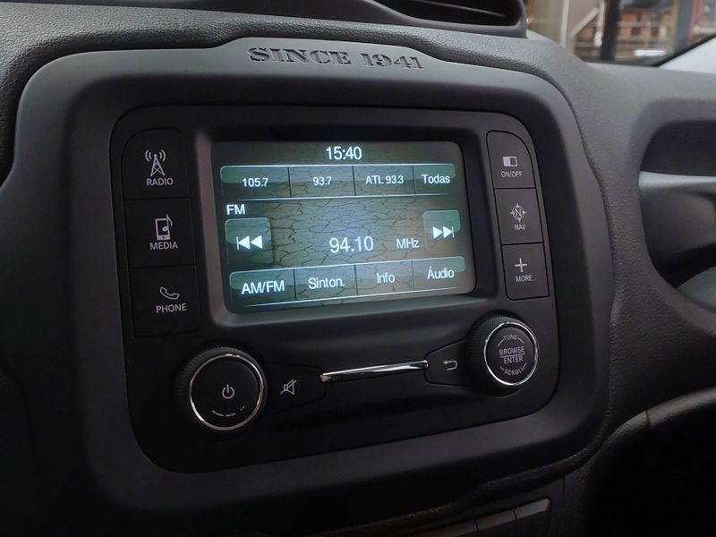 JEEP RENEGADE 1.8 16V FLEX LONGITUDE 4P AUTOMÁTICO 2015/2016 BETIOLO NOVOS E SEMINOVOS LAJEADO / Carros no Vale