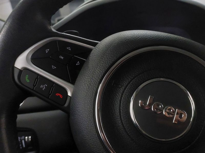 JEEP RENEGADE 1.8 16V FLEX LONGITUDE 4P AUTOMÁTICO 2021/2021 BETIOLO NOVOS E SEMINOVOS LAJEADO / Carros no Vale JEEP RENEGADE 1.8 16V FLEX LONGITUDE 4P AUTOMÁTICO 2021/2021 BETIOLO NOVOS E SEMINOVOS LAJEADO / Carros no Vale