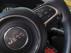 JEEP RENEGADE 1.8 16V FLEX LONGITUDE 4P AUTOMÁTICO 2015/2016 BETIOLO NOVOS E SEMINOVOS LAJEADO / Carros no Vale