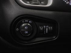 JEEP RENEGADE 1.8 16V FLEX LONGITUDE 4P AUTOMÁTICO 2021/2021 BETIOLO NOVOS E SEMINOVOS LAJEADO / Carros no Vale