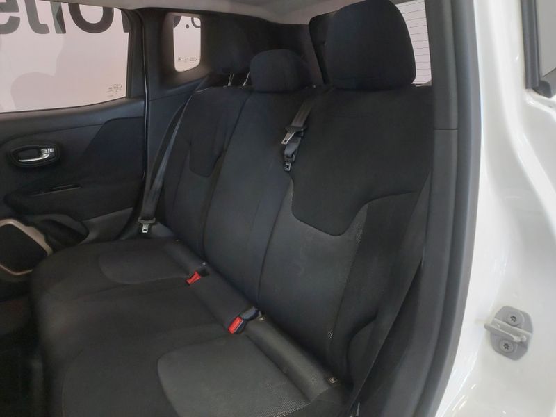 JEEP RENEGADE 1.8 16V FLEX SPORT 4P AUTOMÁTICO 2015/2016 BETIOLO NOVOS E SEMINOVOS LAJEADO / Carros no Vale JEEP RENEGADE 1.8 16V FLEX SPORT 4P AUTOMÁTICO 2015/2016 BETIOLO NOVOS E SEMINOVOS LAJEADO / Carros no Vale