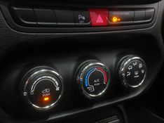 JEEP RENEGADE 1.8 16V FLEX SPORT 4P AUTOMÁTICO 2015/2016 BETIOLO NOVOS E SEMINOVOS LAJEADO / Carros no Vale